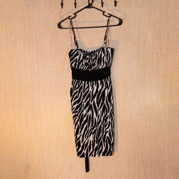 City Triangle Black & White Zebra Print Spaghetti Strap Mini Dress, Size L GUC - Picture 1 of 3